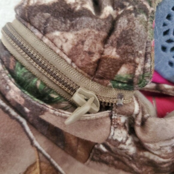 RealTree Extra Camouflage Hooded Puffer Hunting Jacket Women's Medium (3… - Picture 13 of 16